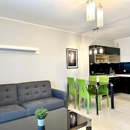 Apartamento Apartament Z Tarasem Gdynia Dabrowa Exterior foto